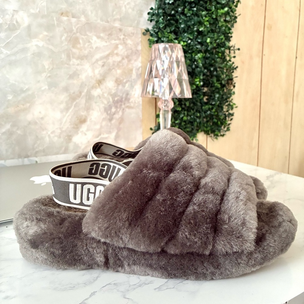 UGG® Fluffy Yeah Slide - Picture 4 of 11